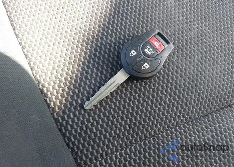 2016 Nissan Versa 1.6 Sv z USA, uszkodzony, nr VIN 3N1CN7AP9GL861115